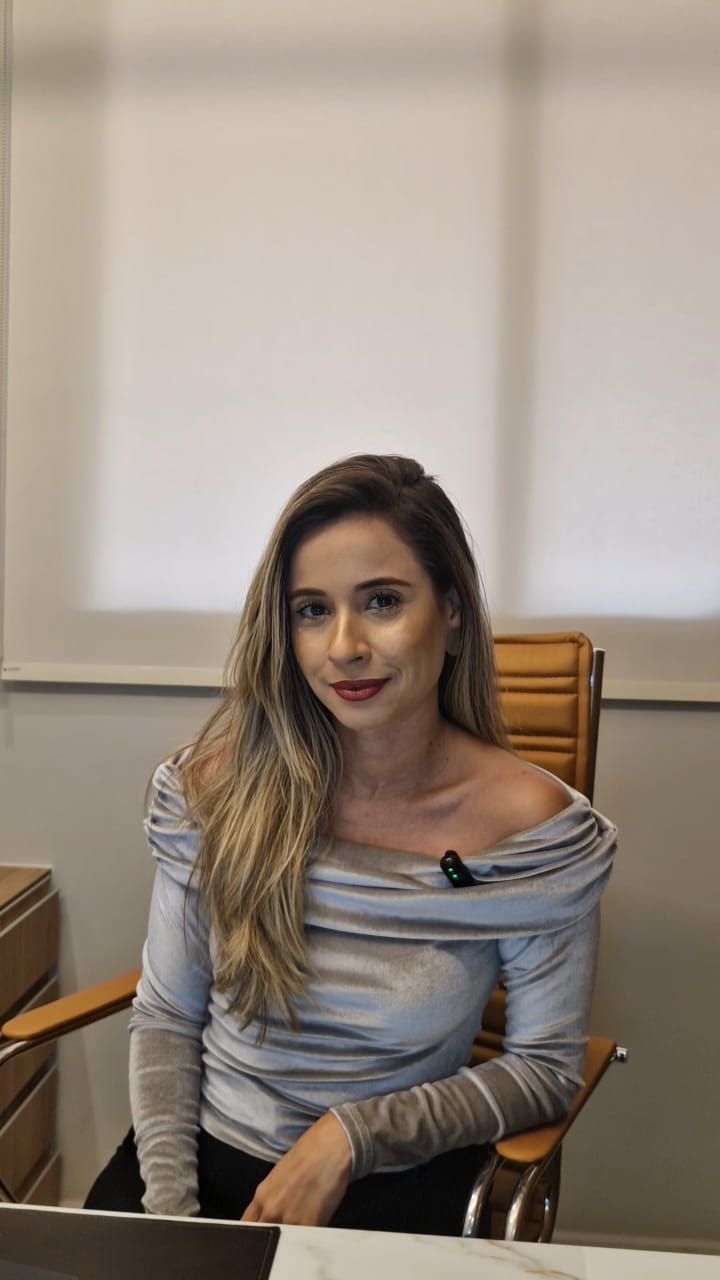 SOPHYA MONTENEGRO AZEVEDO